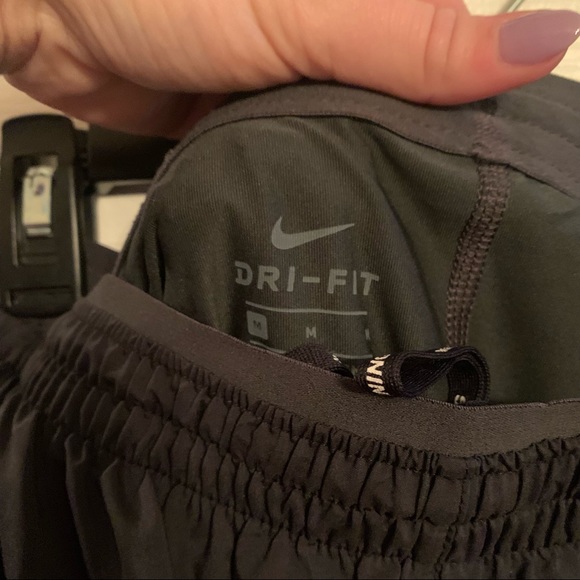 Nike Running Shorts - Picture 2 of 2